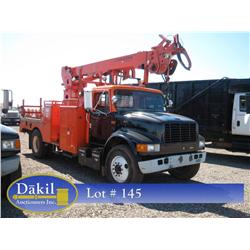 1999 INTERNATIONAL  4900 DIGGER DERRICK,