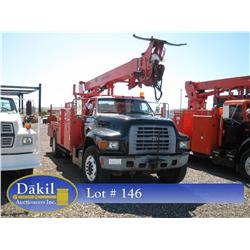 1998 FORD F-800 DIGGER DERRICK,