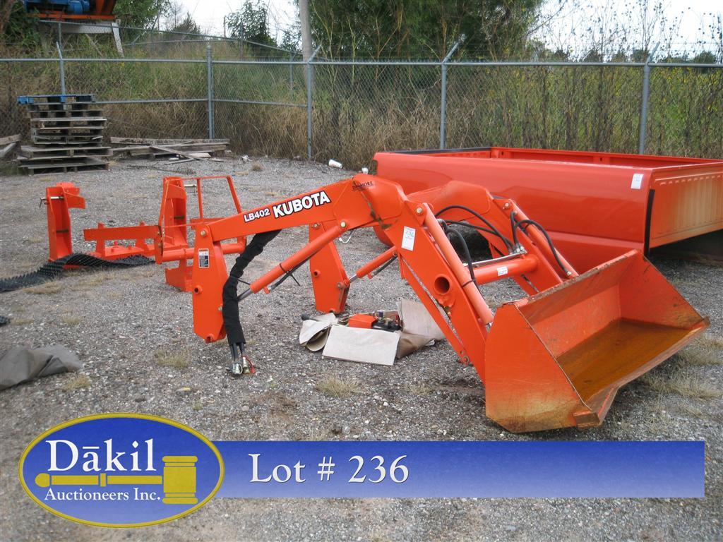 KUBOTA LB402 LOADER BUCKET,