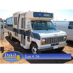 1988 FORD 22 PASSENGER BUS