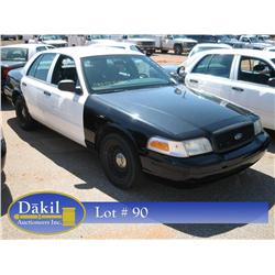 2002 FORD CROWN VIC POLICE CAR,