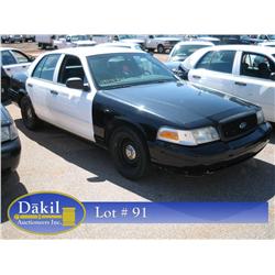 2002 FORD CROWN VIC POLICE CAR,