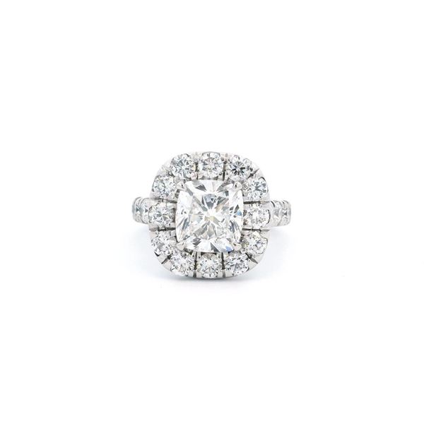 5.63 ctw Diamond Ring - Platinum