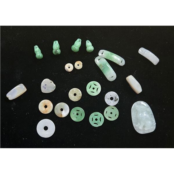 Collection of Twenty-Two Pieces of Jade