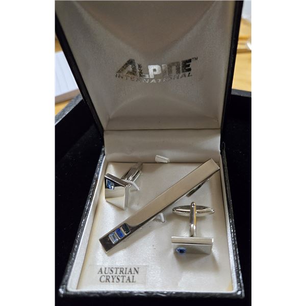 Alpine International Tie Bar & Cuff Links Set