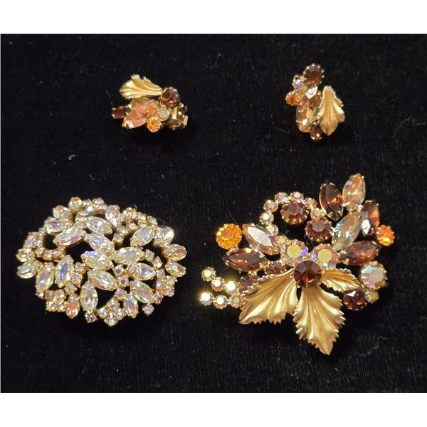 Four Vintage Continental Jewellery Pieces