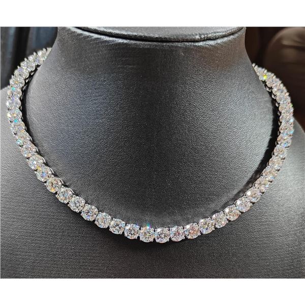 Gold & White Diamonds 60 Cts  Necklace