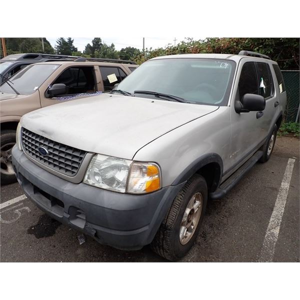 2004 Ford Explorer