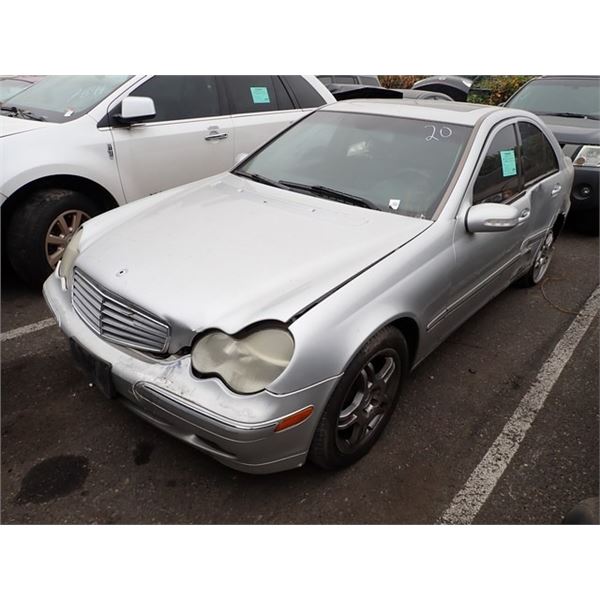 2004 Mercedes-Benz C240