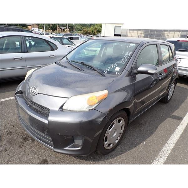 2010 Scion xD