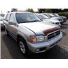 Image 2 : 2002 Nissan Pathfinder