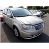 Image 2 : 2014 Chrysler Town and Country