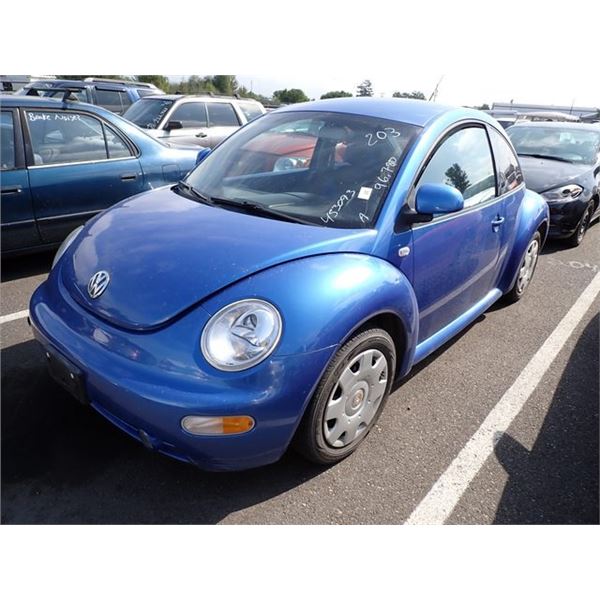 2000 Volkswagen New Beetle