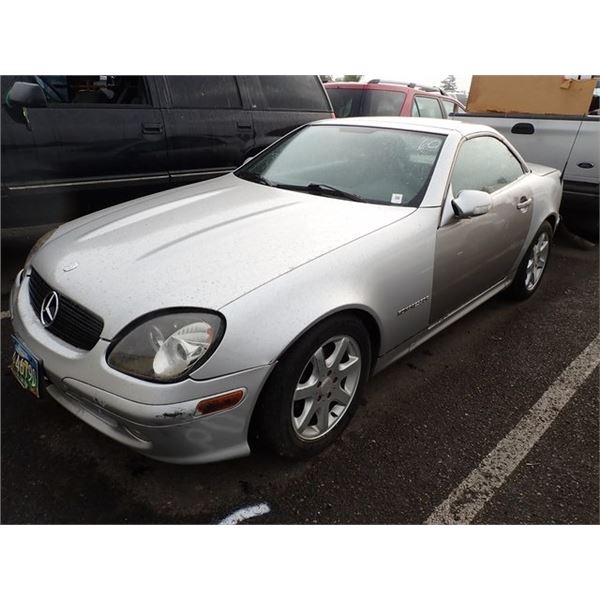 2004 Mercedes-Benz SLK230