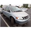 Image 2 : 2002 Chrysler Town and Country