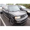 Image 2 : 2006 Scion xB