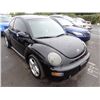 Image 2 : 2004 Volkswagen New Beetle
