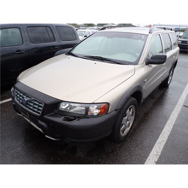 2004 Volvo XC70