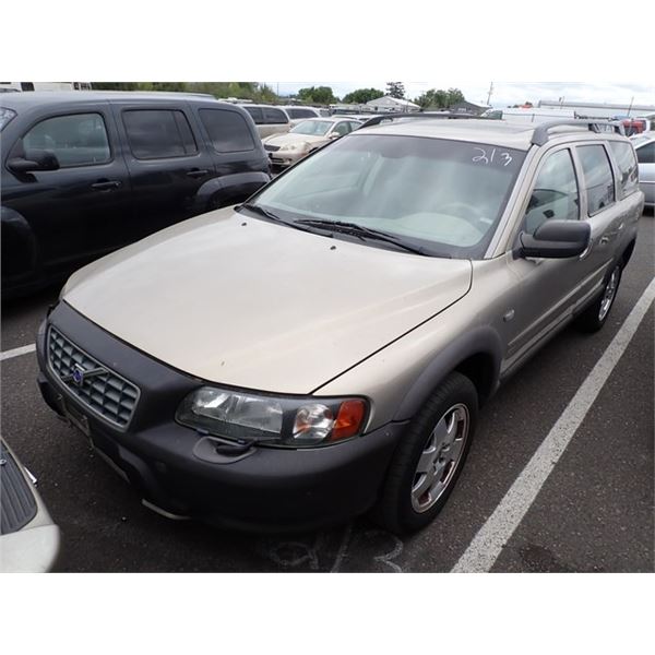 2004 Volvo XC70