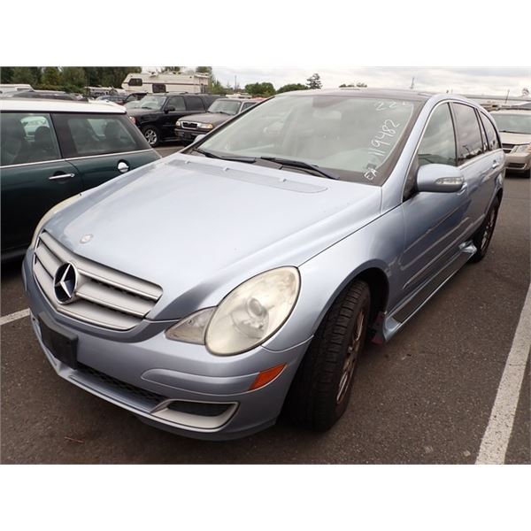 2007 Mercedes-Benz R350