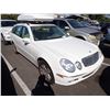 Image 2 : 2004 Mercedes-Benz E320