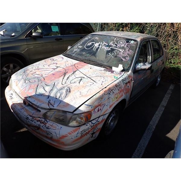 2000 Toyota Corolla