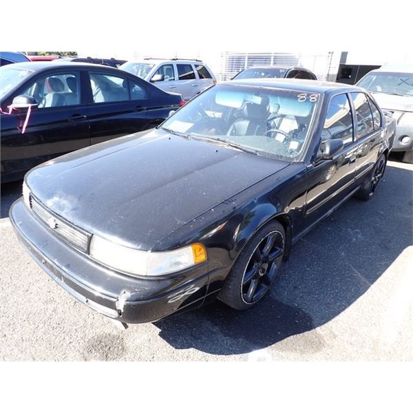 1992 Nissan Maxima