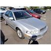Image 2 : 2001 Volvo S40