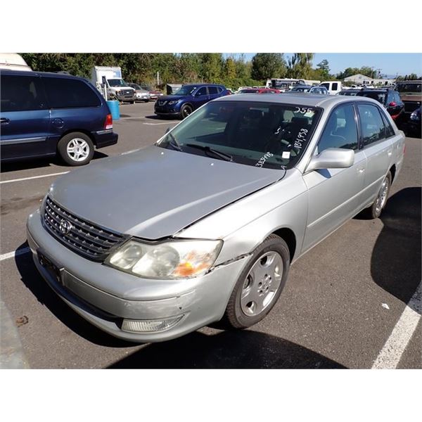 2004 Toyota Avalon