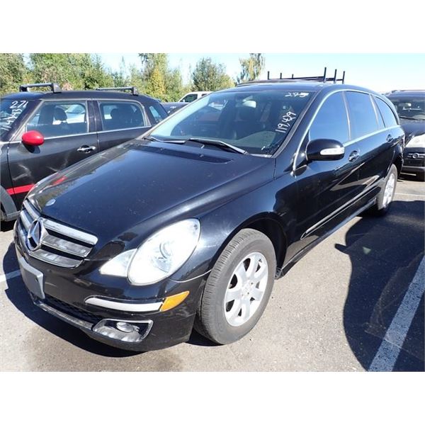 2006 Mercedes-Benz R350