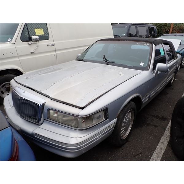 1996 Lincoln Town Car