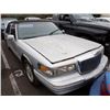 Image 2 : 1996 Lincoln Town Car