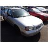 Image 2 : 2002 Suzuki Esteem