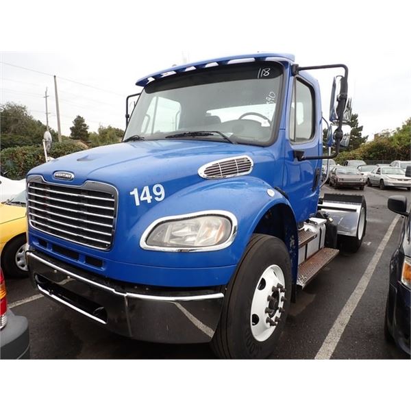 2012 Freightliner Business Class M2
