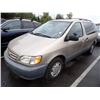 Image 1 : 2001 Toyota Sienna