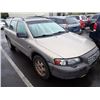 Image 2 : 2002 Volvo Cross Country