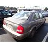 Image 3 : 1999 Mazda Protege