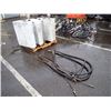 Image 4 : METAL TANKS