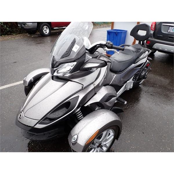 2013 Can-Am Spyder ST-S