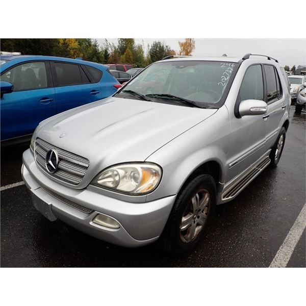 2005 Mercedes-Benz ML500