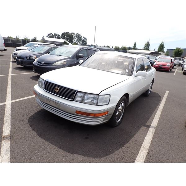 1994 Lexus LS 400