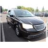 Image 2 : 2012 Chrysler Town and Country