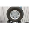 Image 2 : Wheel and Tire 285/70/R17