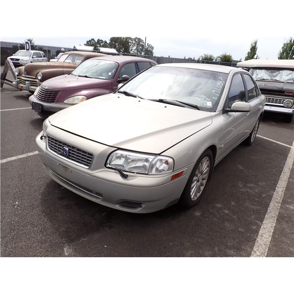 2004 Volvo S80