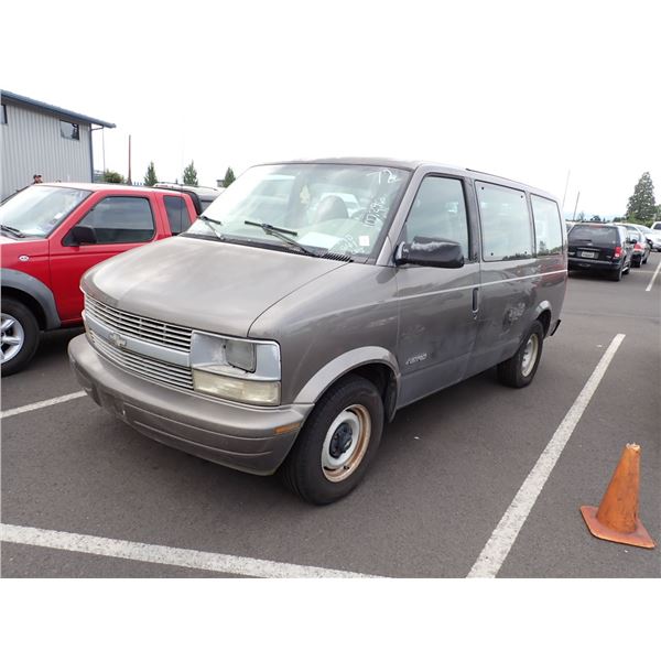 2000 Chevrolet Astro Van