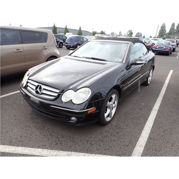 2005 Mercedes-Benz CLK320