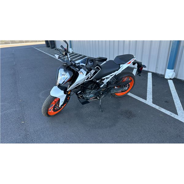 2022 KTM 200 Duke