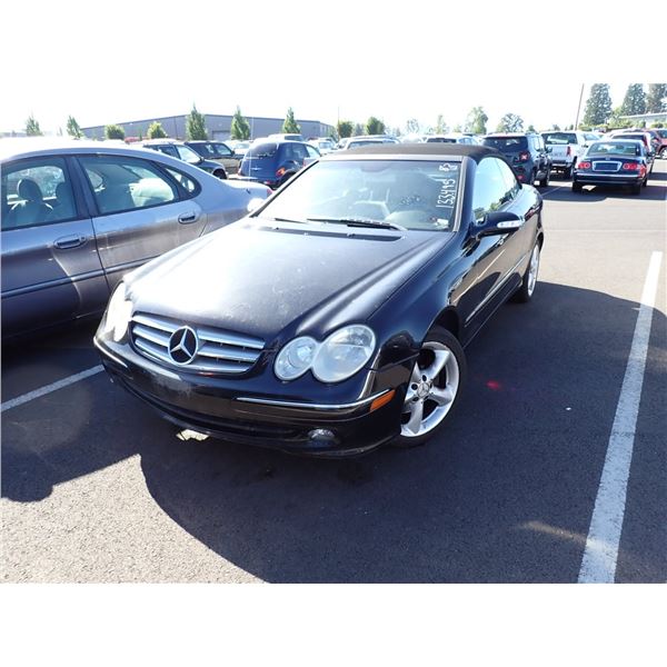 2005 Mercedes-Benz CLK320
