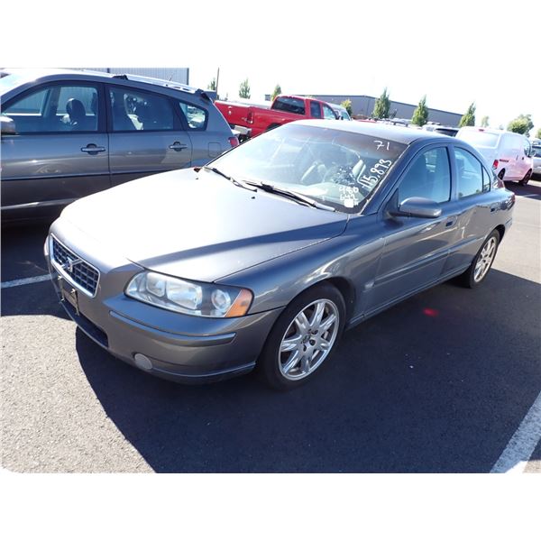 2005 Volvo S60