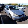 Image 2 : 2010 Volkswagen Golf